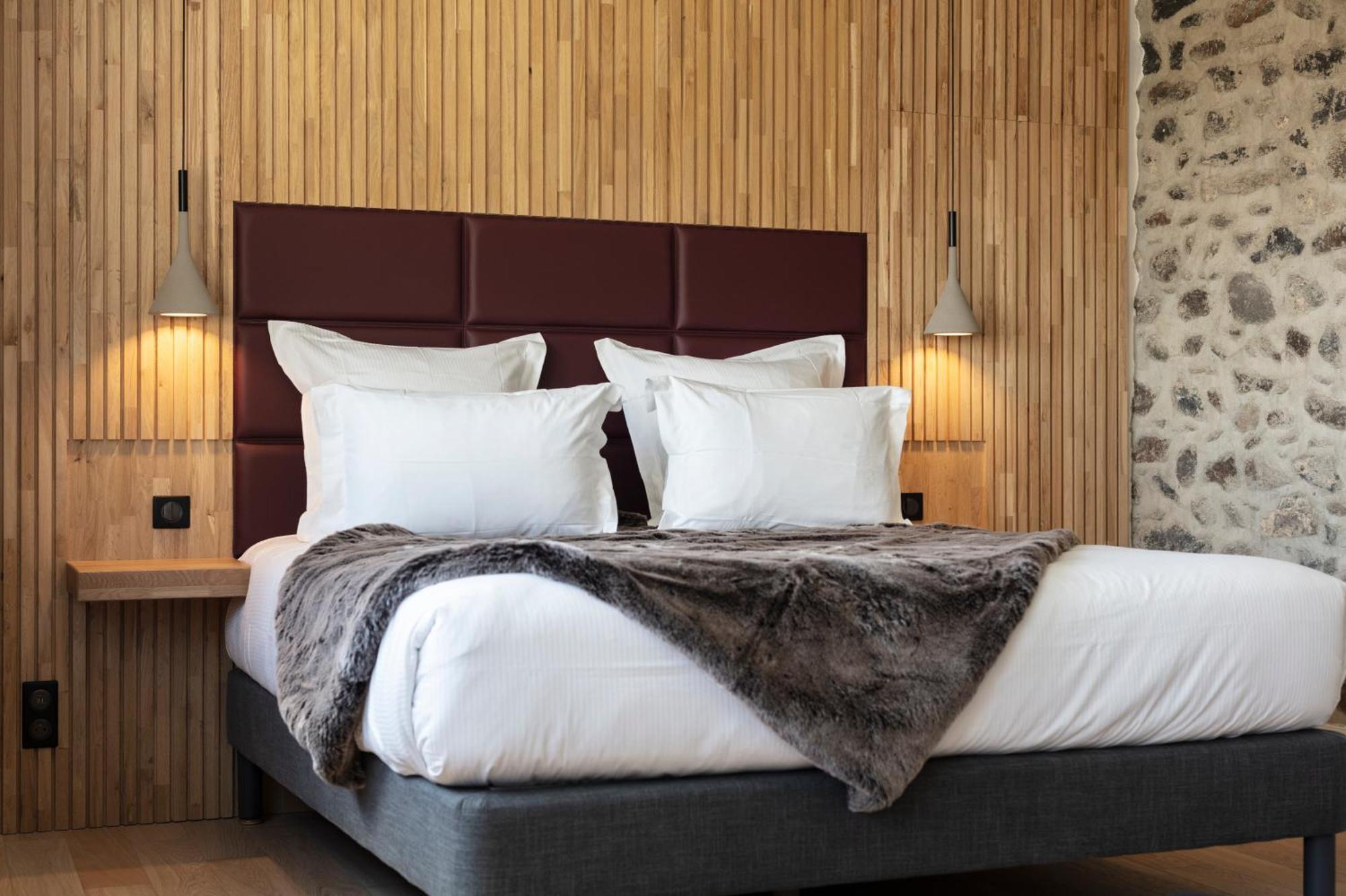 Hotel & Restaurant Origines Par Adrien Descouls - Teritoria Le Broc  Room photo