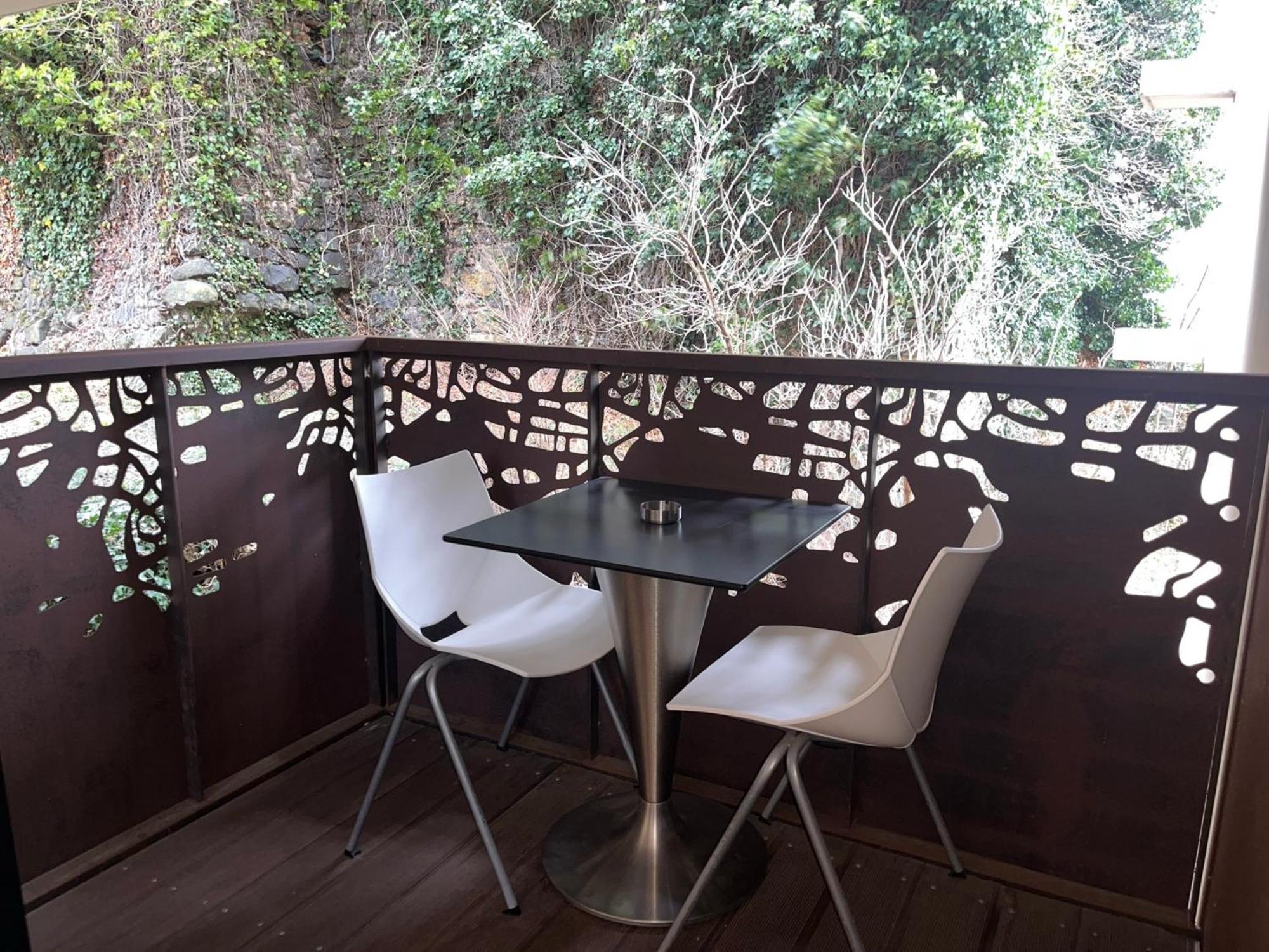 Hotel & Restaurant Origines Par Adrien Descouls - Teritoria Le Broc  Room photo